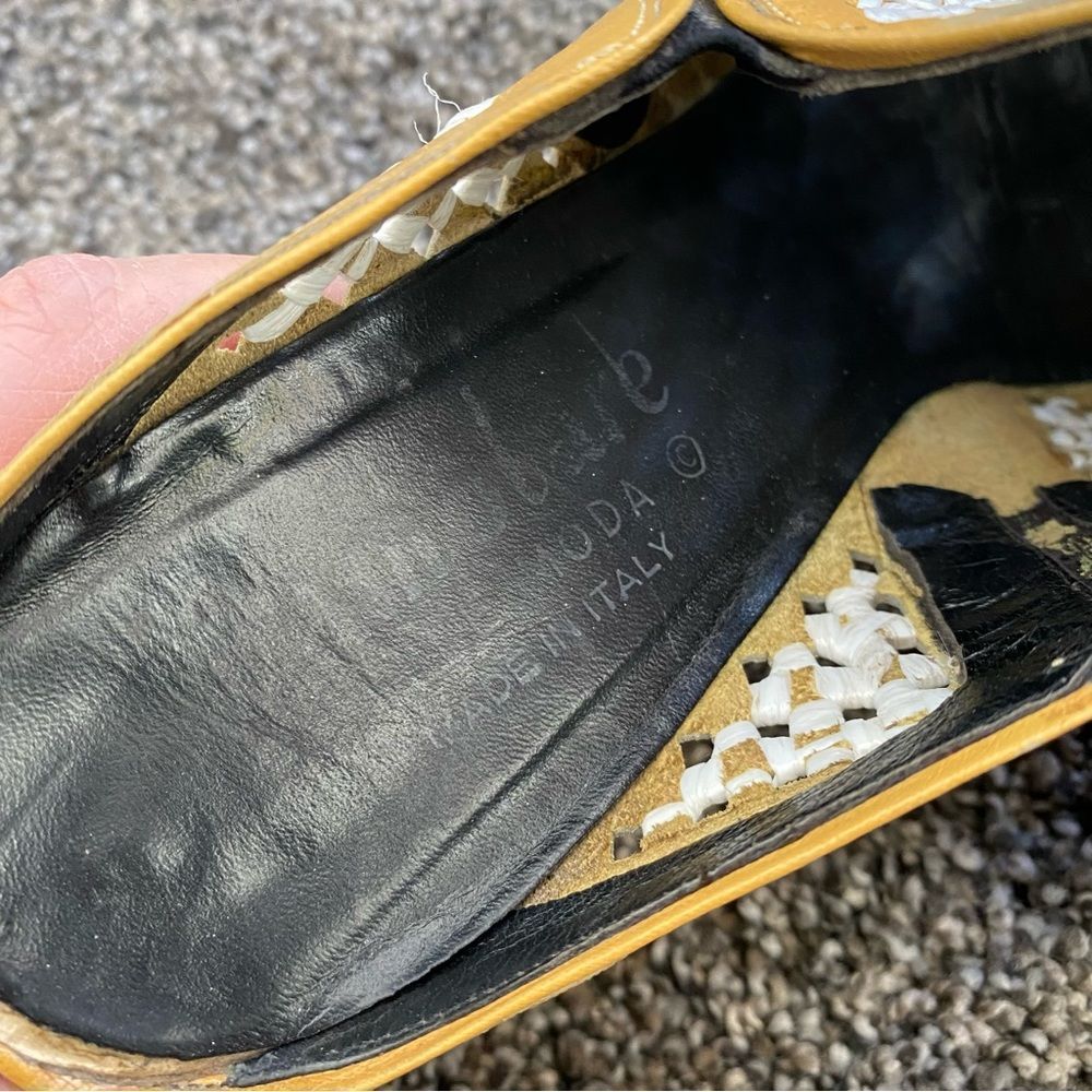 Famolare Elle Moda Yellow open weave design leather shoes Size 9 - Picture 10 of 11